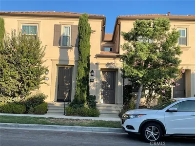 32 Kempton Unit Stonegate - Santa Clara, Irvine, CA 92620 — Квартира в аренду в г. Ирвин, Калифорния | Apartments.ru картинки