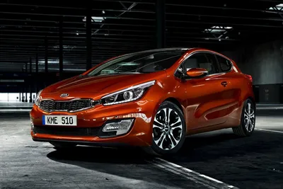 2013 Kia Cee'd и Cee'd SW на поклоне в Женеве картинки