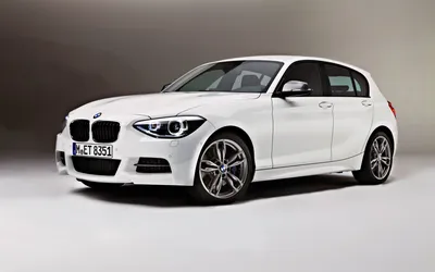 Скачать обои BMW M135i 5-door, 4k, studio, 2015 cars, F20, 2015 BMW 1-series, german cars, BMW для монитора с разрешением 3840x2400. Высококачественные обои HD картинки картинки