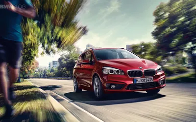 Скачать обои: BMW 2 Series Gran Tourer картинки