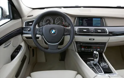 BMW 5 Series Gran Turismo 2010 года выпуска. картинки