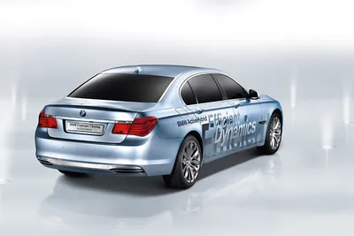 BMW Concept 7 Series ActiveHybrid (2008) - фото 3 из 13 картинки