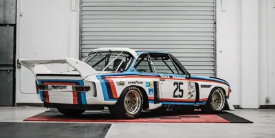 Фото: BMW 3.0 CSL (E9), изначально построенный Карманом в Рейне по заказу BMW (увеличено) картинки