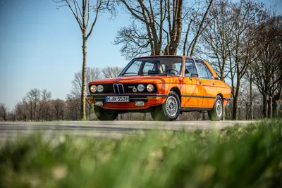 BMW M535i E12 1981 года выставлен на продажу с аукциона картинки