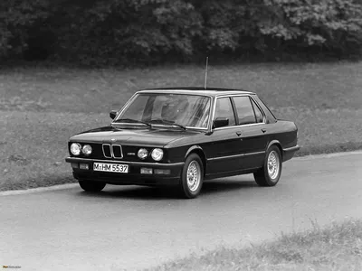 BMW M5 (E28) 1985–87 обои (2048x1536) картинки