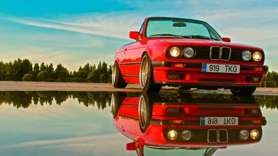 автомобиль #BMW #отражение BMW E30 #4K #обои #hdwallpaper #на рабочий стол | бмв е30, бмв, е30 картинки