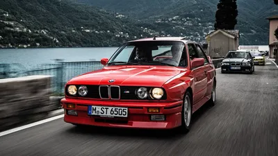 Скачать обои Красная классика Bmw E30 картинки