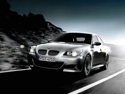 aki68-bmw-m5-e60-обои-3-1_1024 картинки