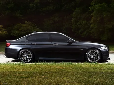 IND BMW 5 Series Sedan (F10) 2012 обои (2048x1536) картинки