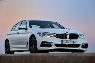 BMW 540i Sedan M Sport (G30) 2017 обои (4096x2734) картинки