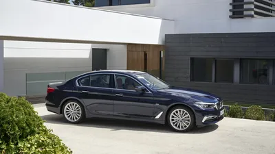 Картинка БМВ xDrive 530d Luxury Line 2017 5-series G30 Синяя 3840x2160 картинки