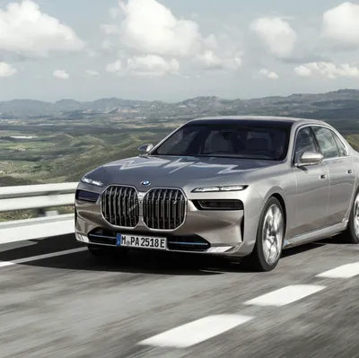 BMW 7 серии G70 ra mắt - bạn đã sẵn sàng cho k nguyen mới về thiết картинки