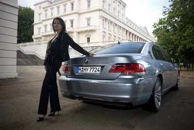 BMW Hydrogen 7 (2007) - фото 8 из 31 картинки