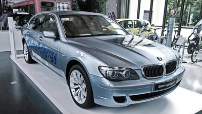 Файл:BMW Hydrogen 7 (32402740931).jpg — Викисклад картинки