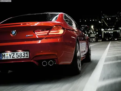 Добавить обои на BMW M6 2012 картинки