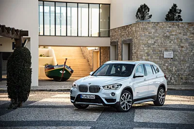 Обои дня: BMW X1 2016-2019 года картинки