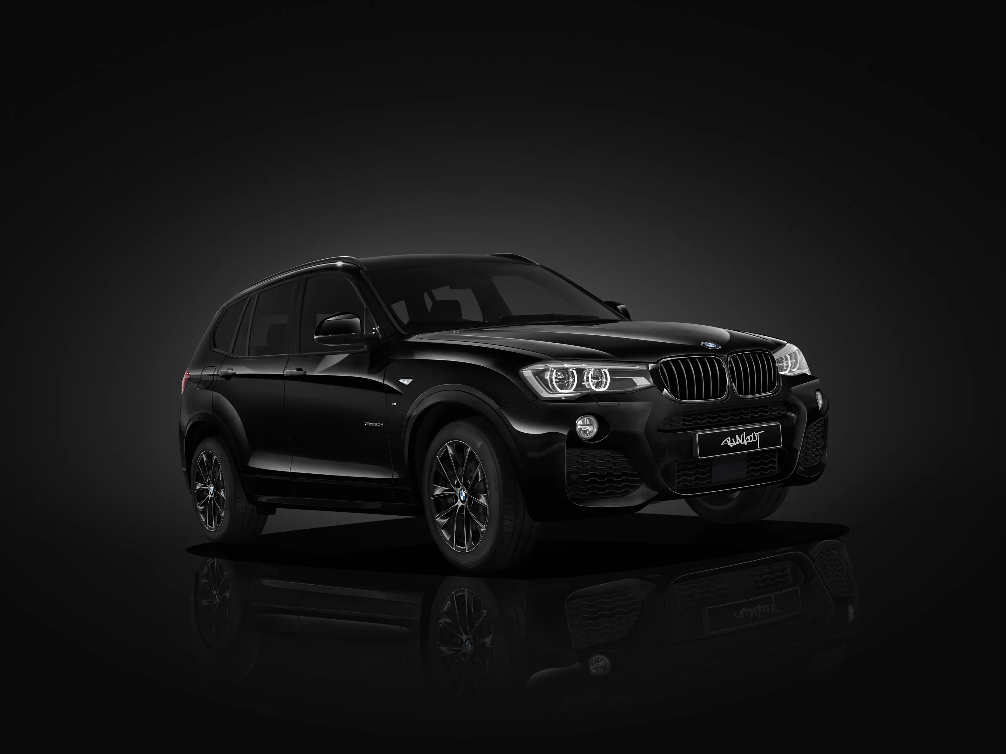 3 x 5 d x. БМВ х3 черный. BMW x3 джип чёрный. BMW x5 f15 черный матовый. БМВ 7 кроссовер черный.