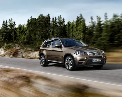 Обои в высоком разрешении: BMW X5 2011 года картинки