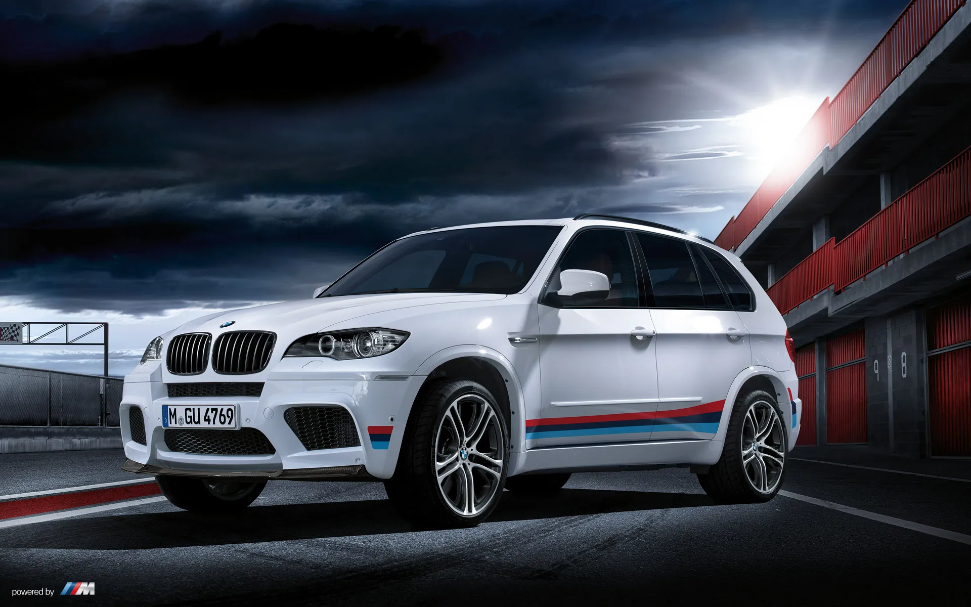 Был ли BMW X5 M первого поколения таким же хорошим, как мы помним? картинки