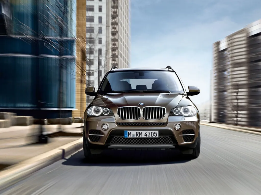 BMW X5 xDrive30d (E70) 2011 обои (2048x1536) картинки