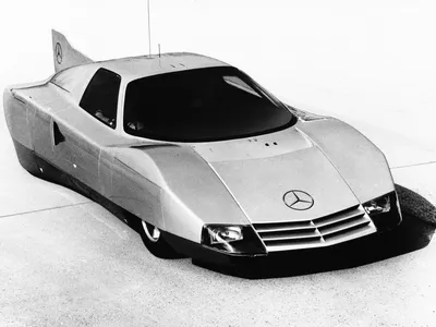 Mercedes-Benz C111 заезжает в гараж Джея Лено: видео картинки