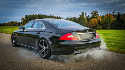 Mercedes CLS 550 Small Burnout / Первая передача / Громкий звук / Speedshift / AMG 219 / V8 M273 - YouTube картинки