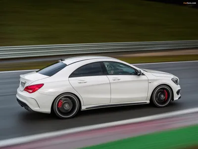 Mercedes-Benz CLA 45 AMG (C117) 2013 обои (1600x1200) картинки