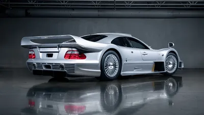 Полюбуйтесь на этот Mercedes-Benz AMG CLK GTR стоимостью 10 000 000 долларов | Высшая передача картинки