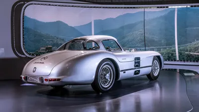 Mercedes-Benz 300 SLR 722 совершает последний тур по Лондону - Magneto картинки