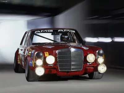 Найдите минутку, чтобы поглазеть на Mercedes 300 SEL 6.3 | Высшая передача картинки