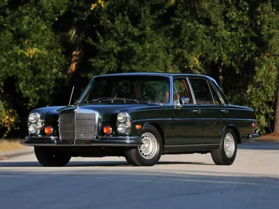 Гоночный автомобиль AMG 300SEL 6.3 (W109) '1971 картинки