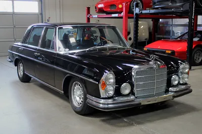 Mercedes-Benz 300 SEL 6.3 1970 года 119 990 долларов США - Lorbek Luxury Cars картинки