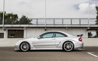 Rarität auf Rädern: Mercedes-Benz CLK DTM AMG geht unter den Hammer картинки