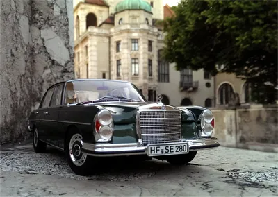 1968 МЕРСЕДЕС-БЕНЦ (W108) 250S картинки