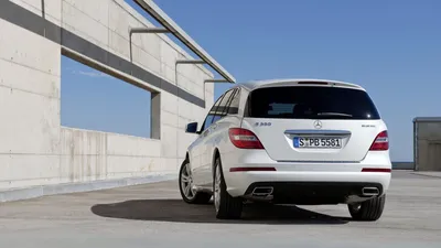 Mercedes-Benz R-Class OEM Интегрированная система резервных камер | Купить | OEM-системы интегрированных резервных камер | Автомобильные интеграции картинки