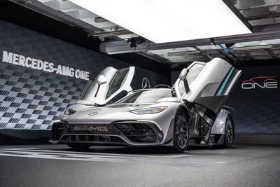 2023 Mercedes-AMG One — фото со всех сторон картинки