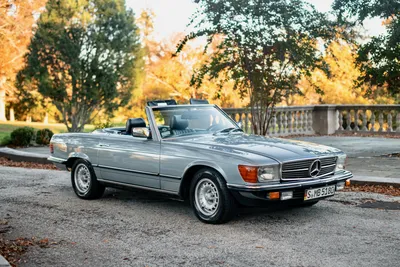 Обои авто, Мерседес-Benz R107 C107 и, Мерседес-Benz W113, mercedes benz,  полный размер автомобиля - картинка на рабочий стол и фото бесплатно картинки