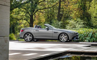 Обои на рабочий стол автомобили Mercedes-Benz SLC-класса 4K Ultra HD картинки