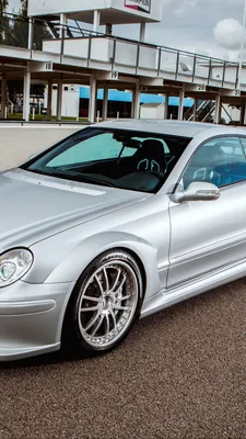 Фотографии Mercedes-Benz CLK-Class W209 - Фотогалерея из 9 фотографий | CarsBase.com картинки