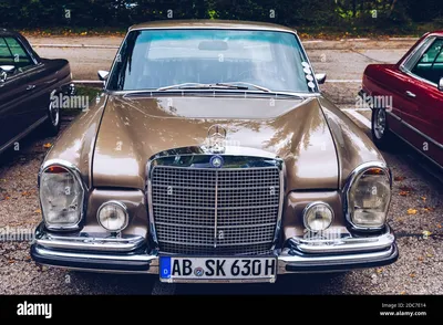 ArtStation - Mercedes Benz W115 1975 г. картинки