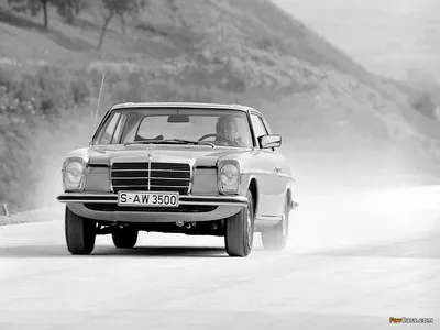 Mercedes benz w114 -Фото и материалы в hoher Auflösung – Alamy картинки