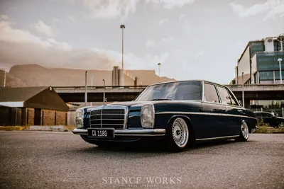 Benz W115 Стоковые фотографии — Бесплатные стоковые фотографии без лицензионных платежей от Dreamstime картинки