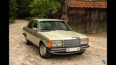 1982 Мерседес Бенц W123 230E картинки