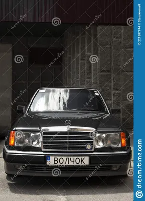 Mercedes E500 Стоковые фотографии - Бесплатные стоковые фотографии без лицензионных платежей от Dreamstime картинки