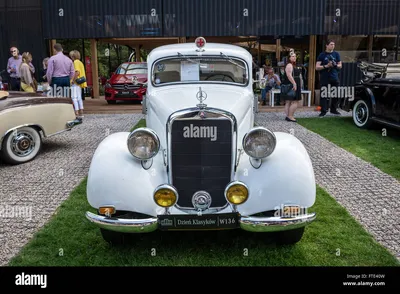 Mercedes benz w136 высокого разрешения стоковые фотографии и изображения - Alamy картинки