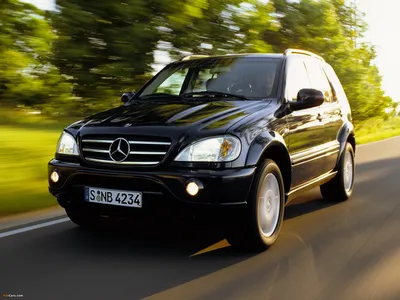 Mercedes-Benz ML 55 AMG (W163) 2000–03 фото (2048x1536) картинки