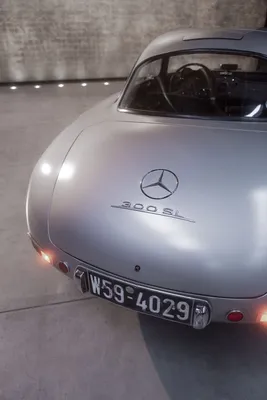 Mercedes-Benz 300 SL Tradition: спорт, роскошь, стиль жизни картинки