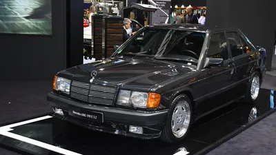 Mercedes w201 в высоком разрешении стоковые фотографии и изображения - Alamy картинки