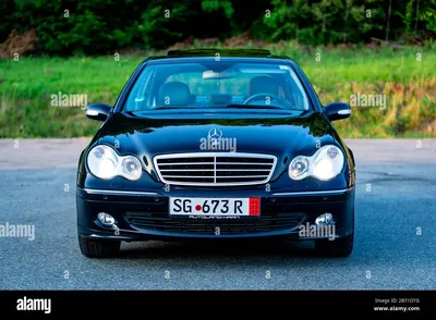 297 Mercedes W203: изображения, стоковые фотографии и векторная графика | Шаттерсток картинки