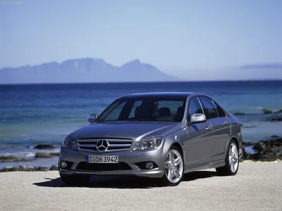 Файл:Mercedes-Benz W204 сзади 20080709.jpg — Викисклад картинки